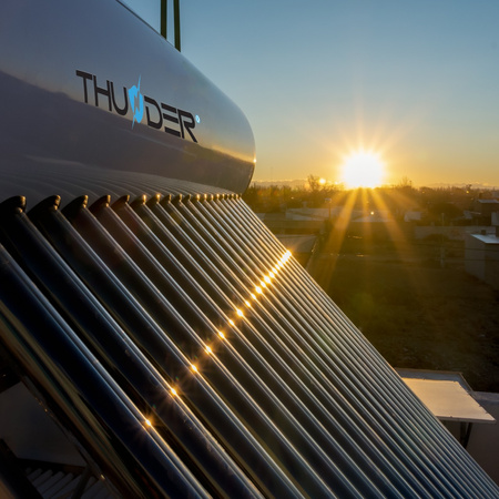 Collettore solare a circolazione naturale THUNDER 200 L