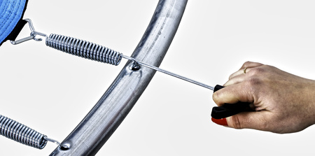 Chiave di tensionamento della molla